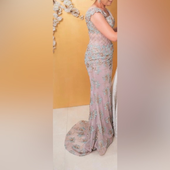 MNM COUTURE - Picture 2 of 11